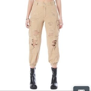 NWT CARMAR DISTRESSED CARGO PANTS 🔥